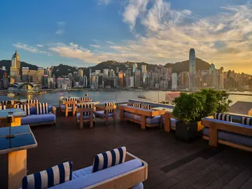 【維多利亞港景】Aqua餐廳的精緻餐飲體驗